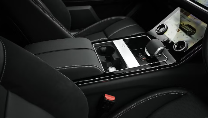 Interior view 2